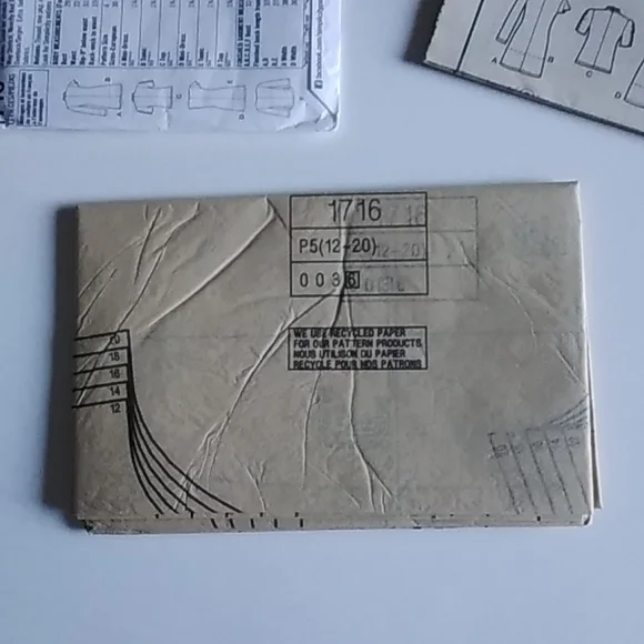 Simplicity New #1716p5 English to Spanish Vintage Pattern SZ 12-20 - Picture 7 of 8